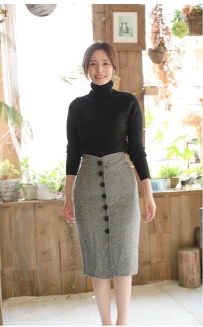 期間限定SALE●スタイルUP●フロントボタン ペンシルスカート●グレー < 女性ファッション  期間限定SALE●スタイルUP●フロントボタン ペンシルスカート●グレー < 女性ファッションの