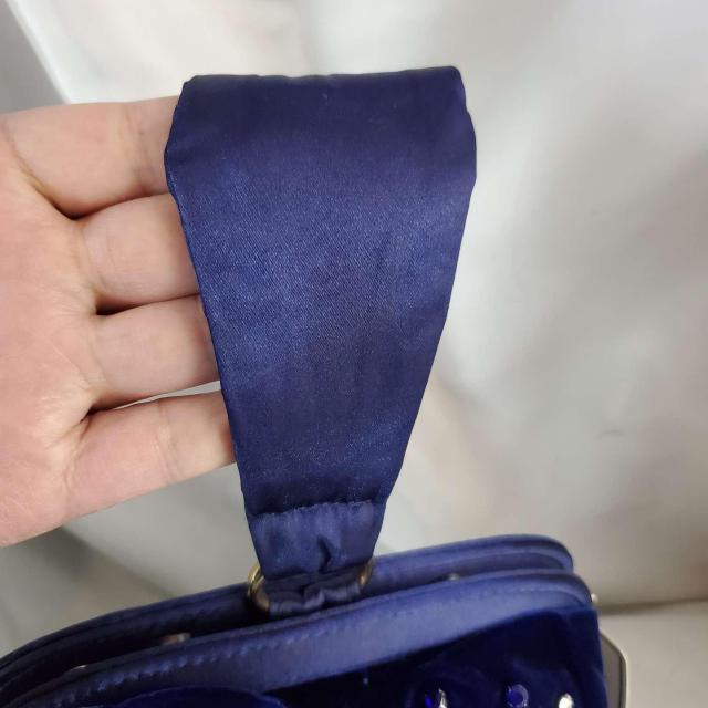 込み★ラピュイ★ラインストーン&リボンデザインパーティーバック★ < 女性ファッション  込み★ラピュイ★ラインストーン&リボンデザインパーティーバック★ < 女性ファッションの