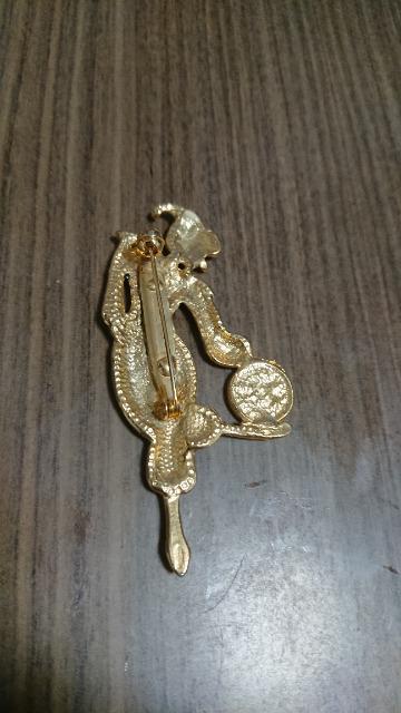 新品●ピエロ●ブローチ < 女性アクセサリー/時計  新品●ピエロ●ブローチ < 女性アクセサリー/時計の