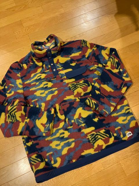 THE NORTH FACE フリースジャケット総柄 大きいsizeXLレトロ < ブランド  THE NORTH FACE フリースジャケット総柄 大きいsizeXLレトロ  < ブランドの