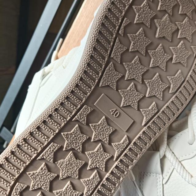 新品 25cm レディース スニーカー ホワイト シューズ 靴 ミドルカット < 女性ファッション  新品 25cm レディース スニーカー ホワイト シューズ 靴 ミドルカット < 女性ファッションの