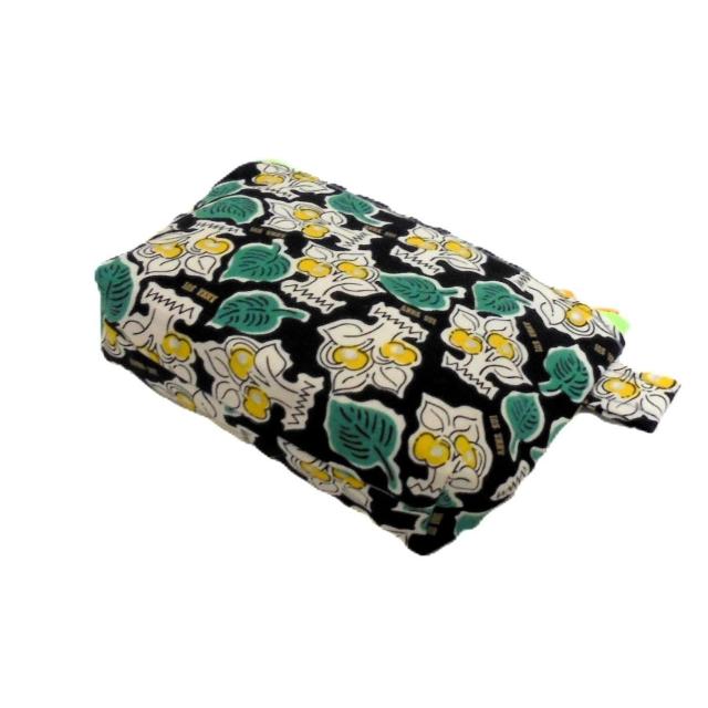 yPUpzANNA SUIAiXCF`F[~nt@Xi[|[`  t@bV 