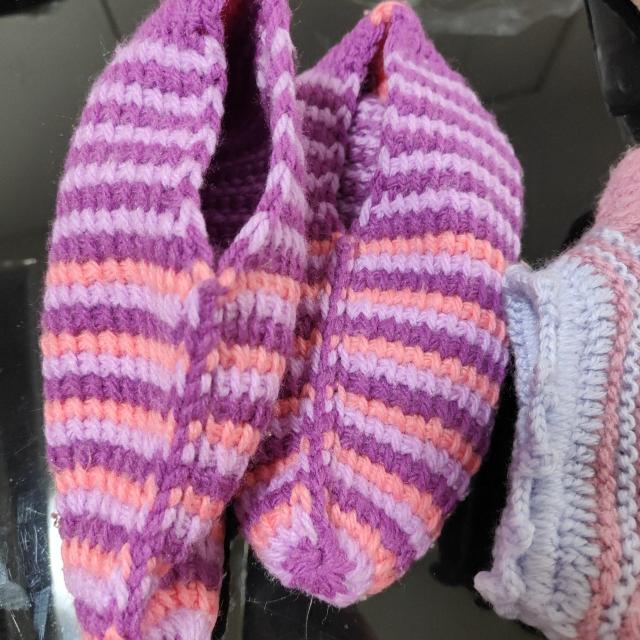ハンドメイド ニット靴下 紫とオレンジ ストライプ < ペット/手芸/園芸 ハンドメイド ニット靴下 紫とオレンジ ストライプ < ペット/手芸/園芸の