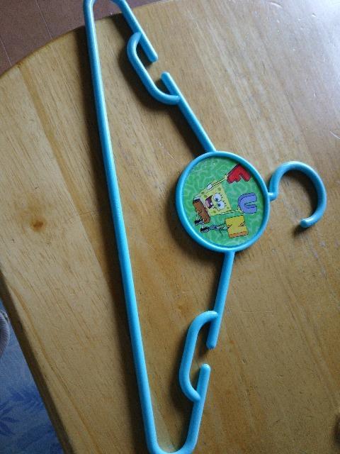 スポンジボブの洋服ハンガー < キッズ/ベビー  スポンジボブの洋服ハンガー  < キッズ/ベビーの