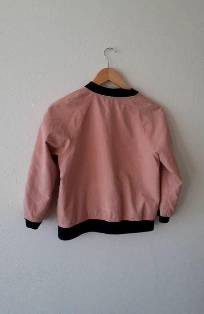 rivet and surge�����o�[�V�u�� �F�� �X�y�[�X �p�[�v�� �s���N �V���[�g�� �W���P�b�g��M