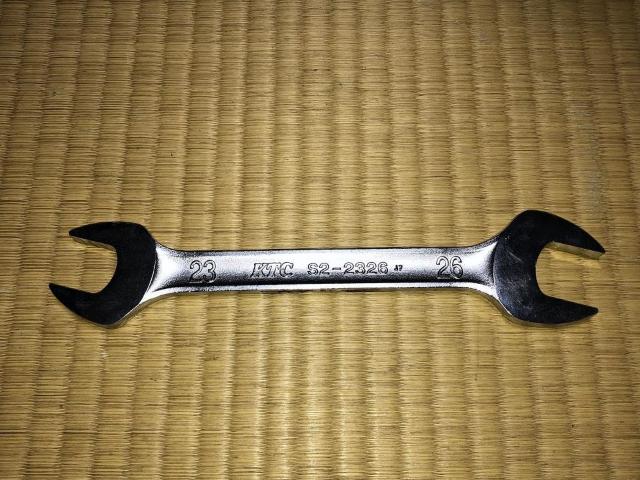美品!KTC 23-26mm スパナ s2-2326 < 自動車/バイク 美品!KTC 23-26mm スパナ s2-2326 < 自動車/バイク