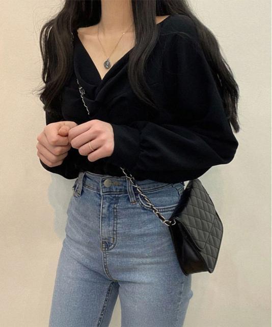 送料無料 新品 フロントねじり シャツブラウス Vネック < 女性ファッション  送料無料 新品 フロントねじり シャツブラウス Vネック < 女性ファッションの