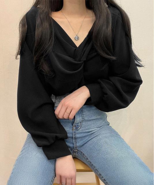 送料無料 新品 フロントねじり シャツブラウス Vネック < 女性ファッション  送料無料 新品 フロントねじり シャツブラウス Vネック < 女性ファッションの