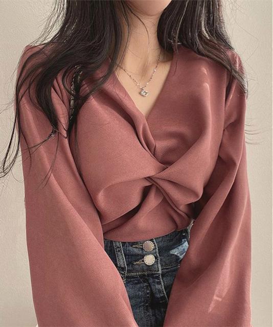 送料無料 新品 フロントねじり シャツブラウス Vネック < 女性ファッション  送料無料 新品 フロントねじり シャツブラウス Vネック < 女性ファッションの