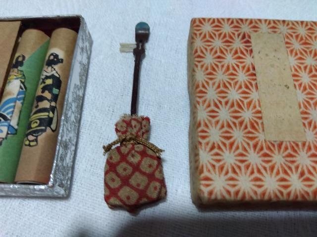 ♪ミニチュアセット 京都 舞妓 三味線 < ホビー ♪ミニチュアセット 京都 舞妓 三味線 < ホビーの