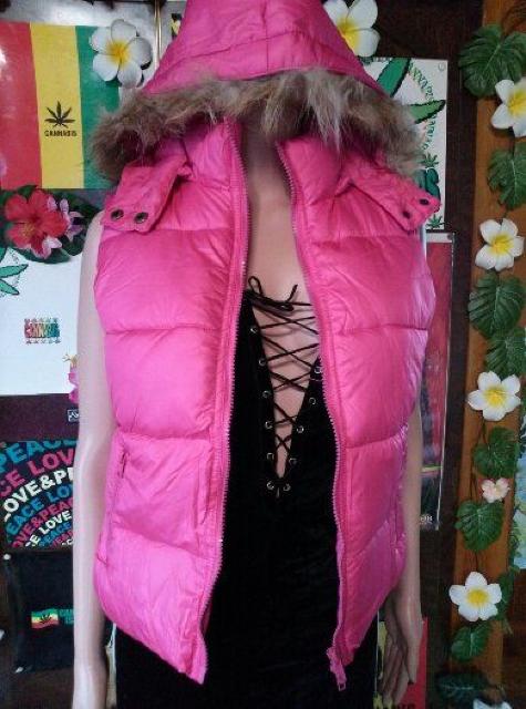 目立ちドMAX(*^ω^)ファーフート&ダブルファスナーダウンベスト < 女性ファッション  目立ちドMAX(*^ω^)ファーフート&ダブルファスナーダウンベスト < 女性ファッションの