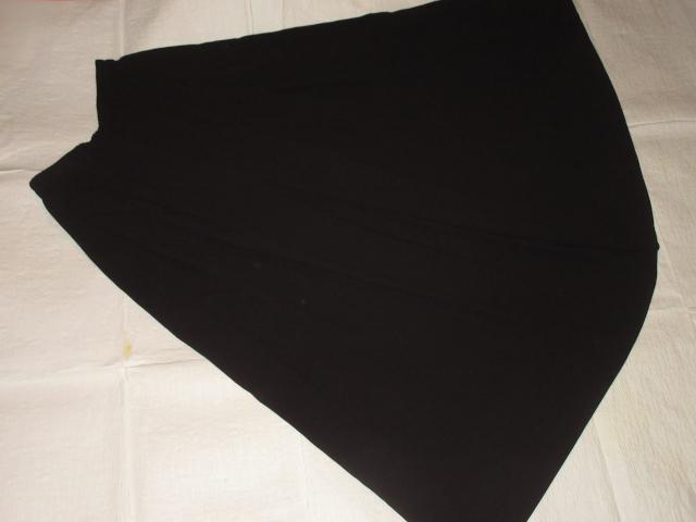 シンプル*ワイドパンツ*ガウチョ(ブラック)UNIQLO < ブランド シンプル*ワイドパンツ*ガウチョ(ブラック)UNIQLO < ブランドの