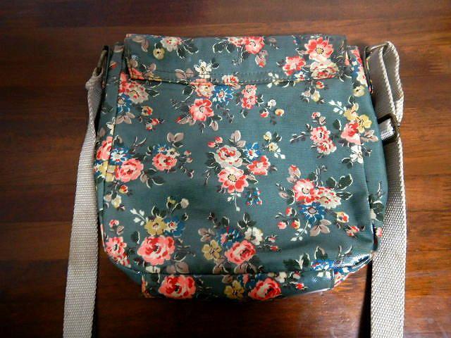 ◆Cath Kidston キャスキッドソン ショルダーバッグ 中古品 < 女性ファッション  ◆Cath Kidston キャスキッドソン ショルダーバッグ 中古品 < 女性ファッションの