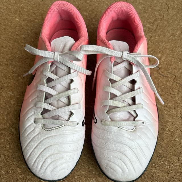 23cm サッカートレーニングシューズ トレシュー NIKE ティエンポレジェンド10 < レジャー/スポーツ  23cm サッカートレーニングシューズ トレシュー NIKE ティエンポレジェンド10 < レジャー/スポーツの