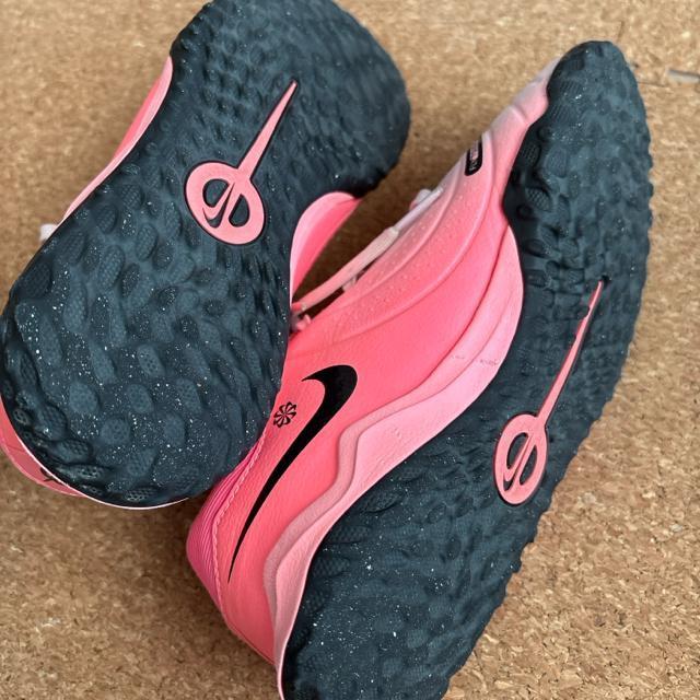 23cm サッカートレーニングシューズ トレシュー NIKE ティエンポレジェンド10 < レジャー/スポーツ  23cm サッカートレーニングシューズ トレシュー NIKE ティエンポレジェンド10 < レジャー/スポーツの