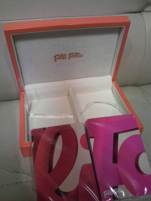 Vi A!Folli Follie tHtH gvijt mxeBi  uh 