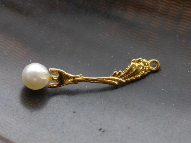 デコ電アクセ手芸パーツ 羽フォークチャーム 金色 < ペット/手芸/園芸  デコ電アクセ手芸パーツ 羽フォークチャーム 金色  < ペット/手芸/園芸の