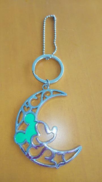 月ミッキーステンドグラス風プレートキーホルダーディズニー < おもちゃ  月ミッキーステンドグラス風プレートキーホルダーディズニー  < おもちゃの