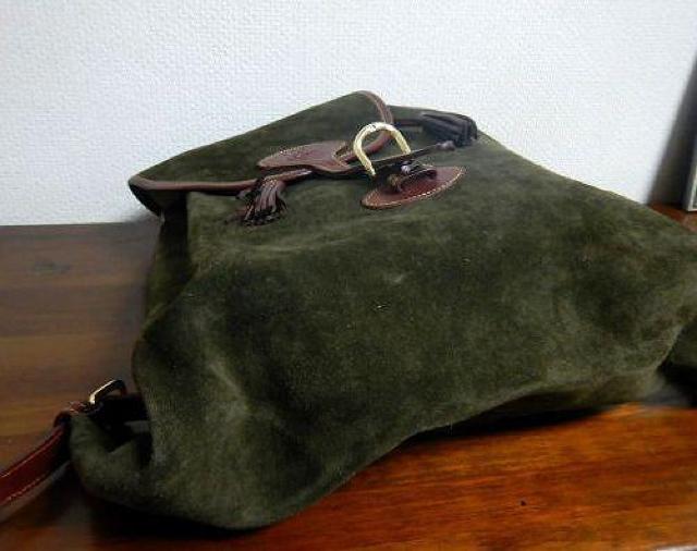 ◆スェード リュック 中古品 < 男性ファッション  ◆スェード リュック 中古品 < 男性ファッションの