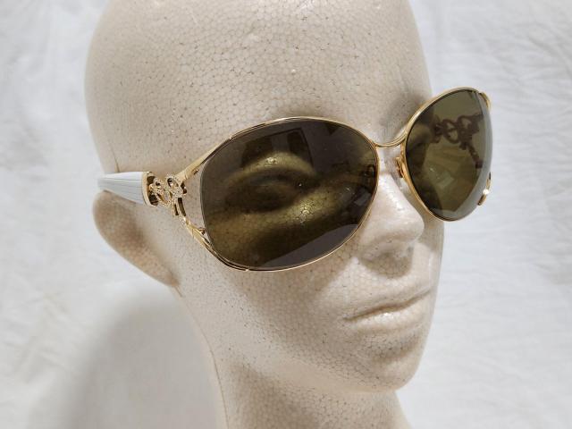 正規 新古 レア ロベルトカヴァリ RCロゴ メタルコンビサングラス 金茶 白 アイコンL ビジュー装飾 ラグジュアリーアイウェア < ブランド  正規 新古 レア ロベルトカヴァリ RCロゴ メタルコンビサングラス 金茶 白 アイコンL ビジュー装飾 ラグジュアリーアイウェア < ブランドの