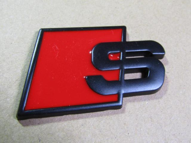 AudiAEfBsport S TYPE ^ RED/MAD BLACK Gu   /oCN