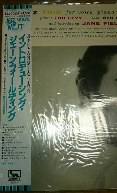 Cgf[VOEWF[EtB[fBO R[h  CD/DVD/rfI 