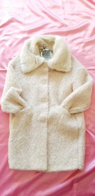 ★イタリア製MADE IN ITALY☆お洒落ピンクベージュ大人可愛い♪圧縮ウール軽量モヘア♪ふわふわファージャケットコート < 女性ファッション  ★イタリア製MADE IN ITALY☆お洒落ピンクベージュ大人可愛い♪圧縮ウール軽量モヘア♪ふわふわファージャケットコート < 女性ファッションの