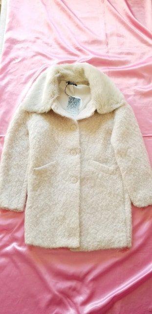 ★イタリア製MADE IN ITALY☆お洒落ピンクベージュ大人可愛い♪圧縮ウール軽量モヘア♪ふわふわファージャケットコート < 女性ファッション  ★イタリア製MADE IN ITALY☆お洒落ピンクベージュ大人可愛い♪圧縮ウール軽量モヘア♪ふわふわファージャケットコート < 女性ファッションの