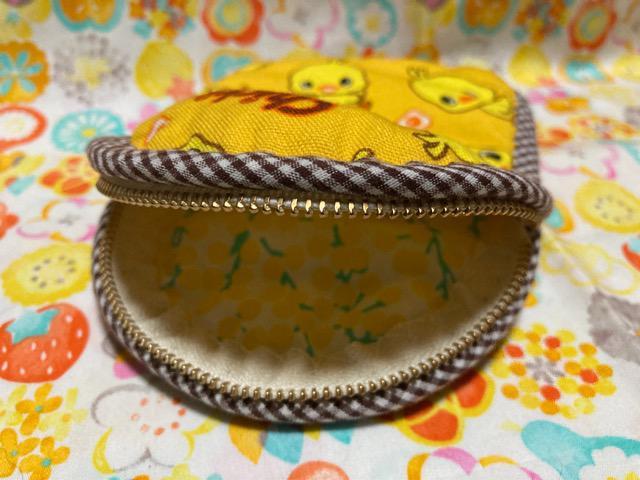 HM チキンラーメンひよこちゃんポーチ < 女性ファッション  HM チキンラーメンひよこちゃんポーチ < 女性ファッションの