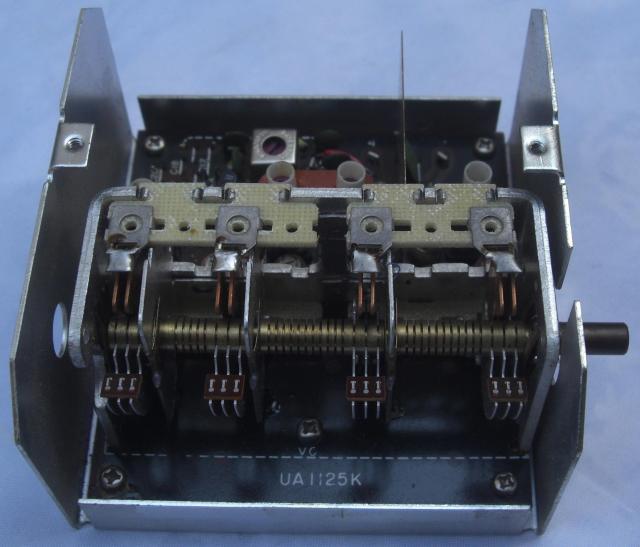 TRIO/FM専用4連フロントエンド/自作用&部品取未使用品!!0930 < 家電/AV TRIO/FM専用4連フロントエンド/自作用&部品取未使用品!!0930 < 家電/AVの