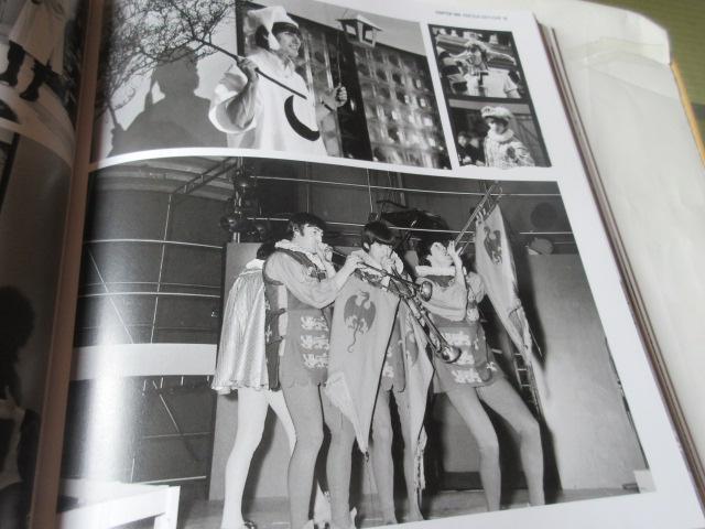 大型本;写真集 「ビートルズの2700日  未公開写真集」 The Beatles files 1963-1970 < タレントグッズ  大型本;写真集 「ビートルズの2700日  未公開写真集」 The Beatles files 1963-1970 < タレントグッズの