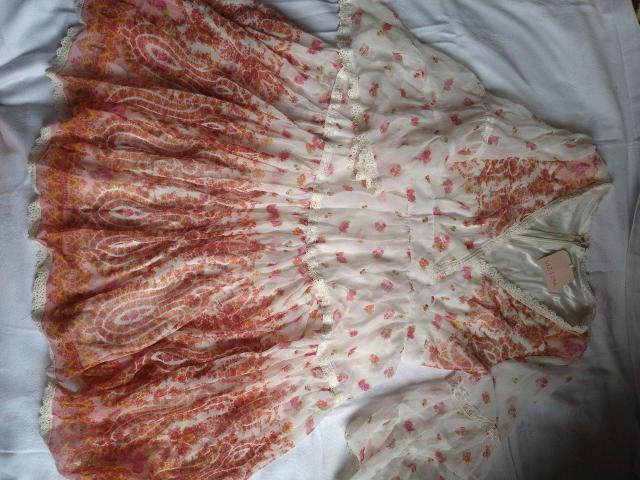 LIZ LISAVtH7s[X   uh 