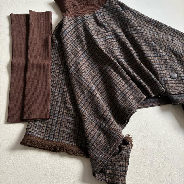 ◆美品◆モラビト◆チェックポンチョ◆アームカバー付き◆ブラウン◆ウール系◆フリー < 女性ファッション ◆美品◆モラビト◆チェックポンチョ◆アームカバー付き◆ブラウン◆ウール系◆フリー < 女性ファッションの