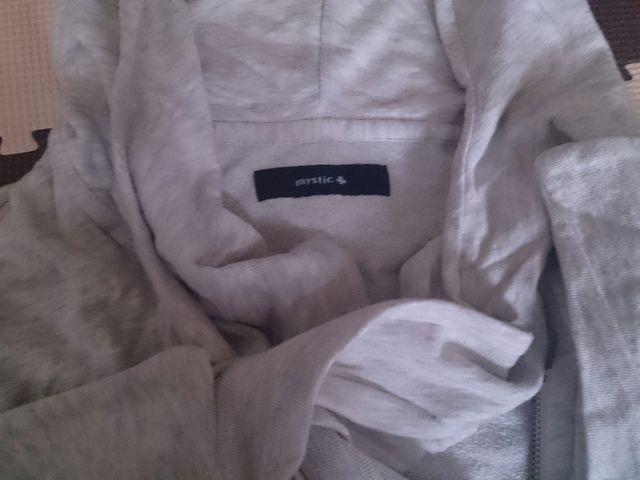 mystic グレー半袖パーカー Fサイズ 美品 < ブランド mystic グレー半袖パーカー Fサイズ 美品 < ブランドの