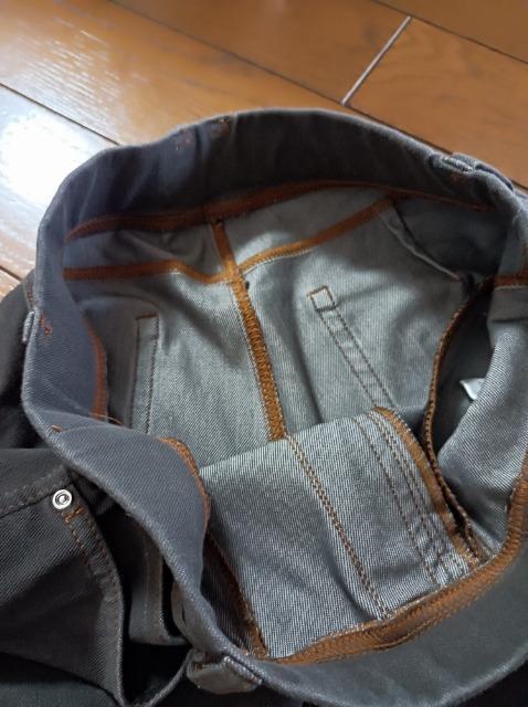 ABEAUTIFUL BALANCE★BBジーンズ★全方向スゴ伸び伸びパンツ★カーキ★美品★ < 女性ファッション  ABEAUTIFUL BALANCE★BBジーンズ★全方向スゴ伸び伸びパンツ★カーキ★美品★ < 女性ファッションの