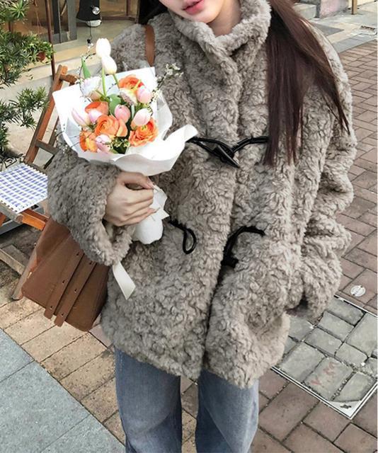 送料無料 新品 ボアジャケット トグルボタンボアコート冬 < 女性ファッション  送料無料 新品 ボアジャケット トグルボタンボアコート冬 < 女性ファッションの