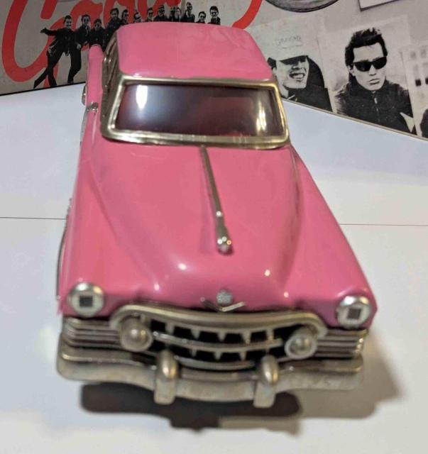 ピンクキャディラック フィギュア スティール製品 エルヴィス・プレスリー ロックンロール・ 古い品としては状態は良いです レトロ < ホビー ピンクキャディラック フィギュア スティール製品 エルヴィス・プレスリー ロックンロール・ 古い品としては状態は良いです レトロ < ホビーの