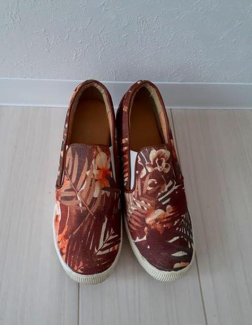 E hyphen world gallery◆ブラウンハイビスカス ハイカット スニーカー L < ブランド  E hyphen world gallery◆ブラウンハイビスカス ハイカット スニーカー L < ブランドの