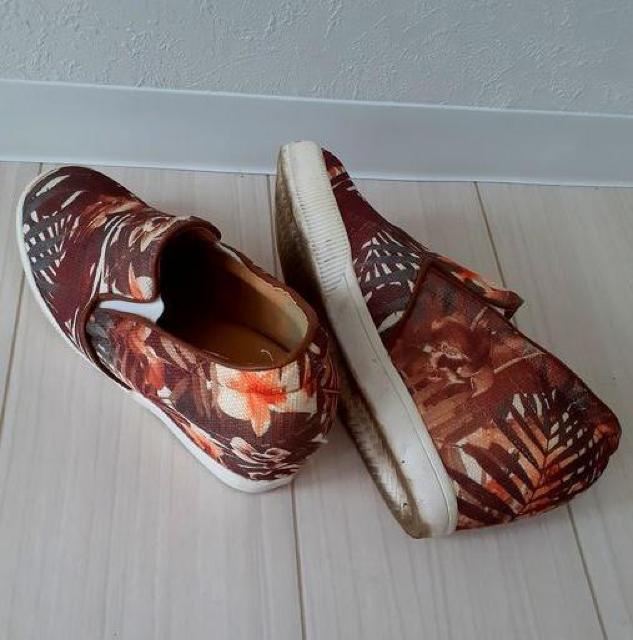 E hyphen world gallery◆ブラウンハイビスカス ハイカット スニーカー L < ブランド  E hyphen world gallery◆ブラウンハイビスカス ハイカット スニーカー L < ブランドの