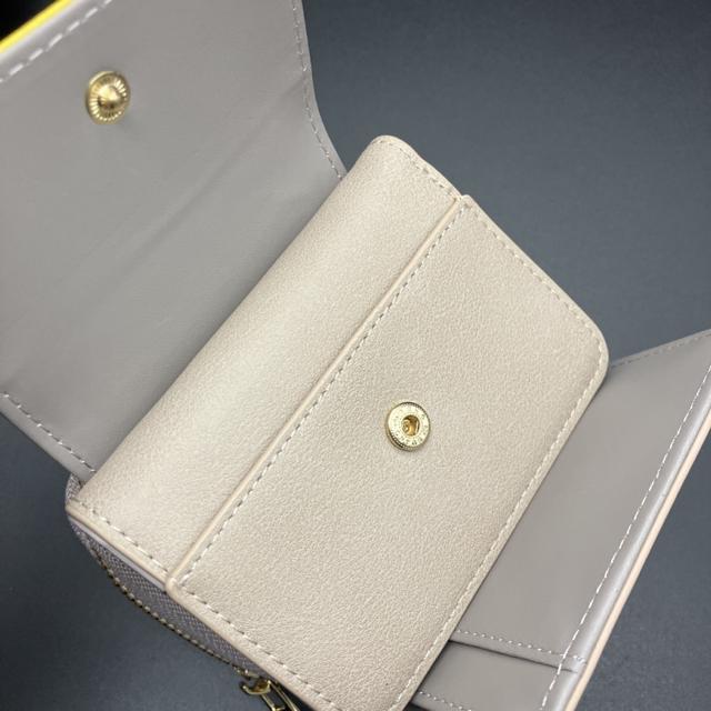 即決 MUMU&Co. 三つ折り財布 < 女性ファッション  即決 MUMU&Co. 三つ折り財布 < 女性ファッションの