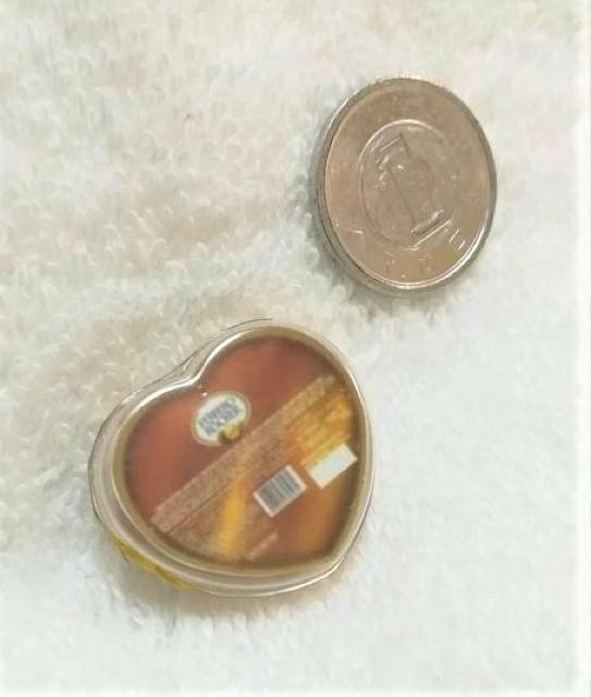 ミニチュア★チョコレート★フェレロ ロシェ★ハート★シルバニアやリカちゃんハウスにもピッタリ★ドールハウスに★プチサイズ★ < おもちゃ  ミニチュア★チョコレート★フェレロ ロシェ★ハート★シルバニアやリカちゃんハウスにもピッタリ★ドールハウスに★プチサイズ★ < おもちゃの