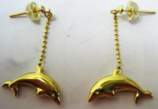 極美品 K18 18金 スタッド ピアス イルカ ぶら下がり 16mm < 女性アクセサリー/時計  極美品 K18 18金 スタッド ピアス イルカ ぶら下がり 16mm < 女性アクセサリー/時計の