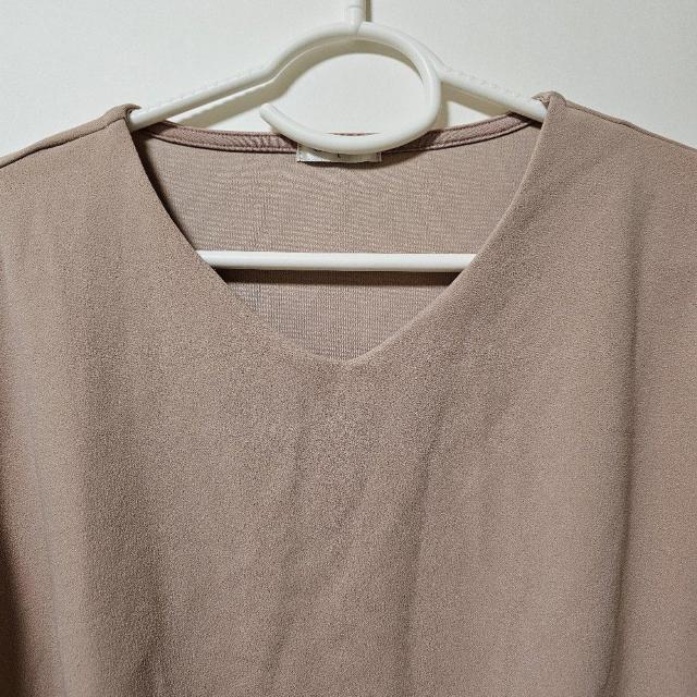 CLASIER ベージュ Vネック 長袖 トップス Lサイズ < 女性ファッション CLASIER ベージュ Vネック 長袖 トップス Lサイズ < 女性ファッションの