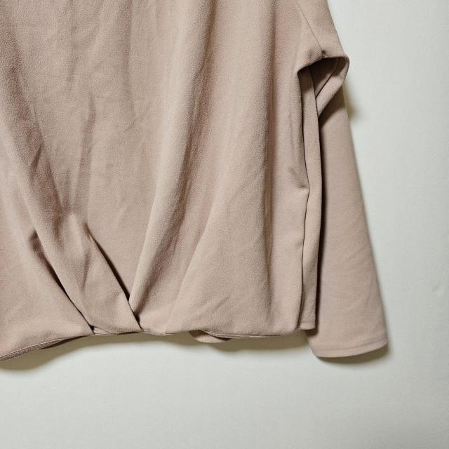 CLASIER ベージュ Vネック 長袖 トップス Lサイズ < 女性ファッション CLASIER ベージュ Vネック 長袖 トップス Lサイズ < 女性ファッションの