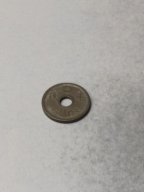 10銭錫貨 昭和19年 < ホビー 10銭錫貨 昭和19年 < ホビーの