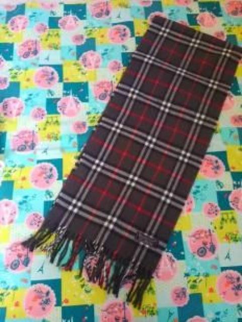 冬物防寒本物バーバリー★マフラー(グレー)♪ < ブランド  冬物防寒本物バーバリー★マフラー(グレー)♪ < ブランドの