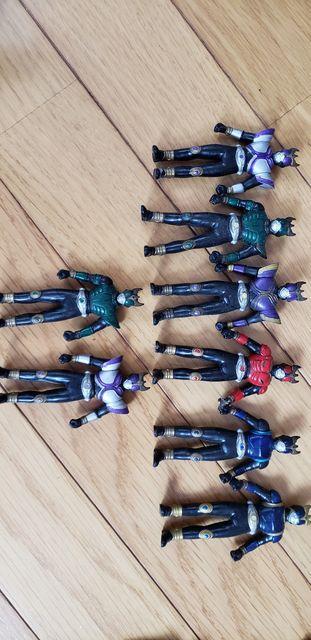 仮面ライダークウガのフィギュア【8体セット】 < ホビー 仮面ライダークウガのフィギュア【8体セット】 < ホビーの