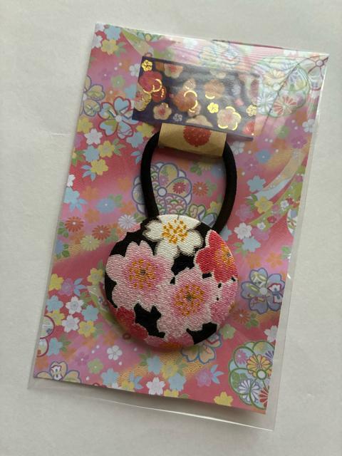 ハンドメイド ヘアゴム 特大 くるみボタン 和柄 < 女性ファッション  ハンドメイド ヘアゴム 特大 くるみボタン 和柄 < 女性ファッションの