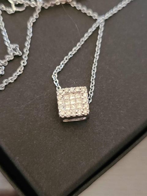 BLOOM  u[  _Ch lbNX  Vo[CXg[  uh 