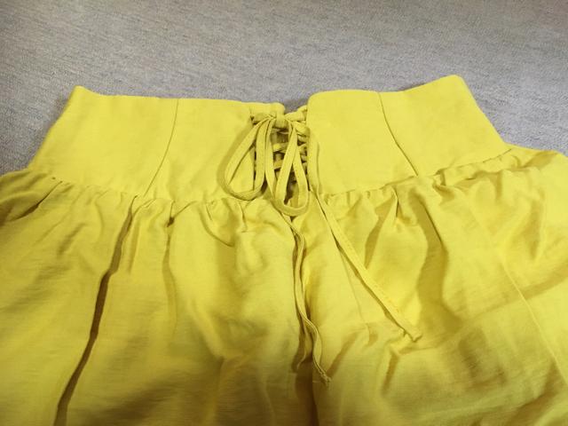 アズ/ピンキー*新品未使用/ハイウエスト膝丈位スカート、F < ブランド  アズ/ピンキー*新品未使用/ハイウエスト膝丈位スカート、F < ブランドの